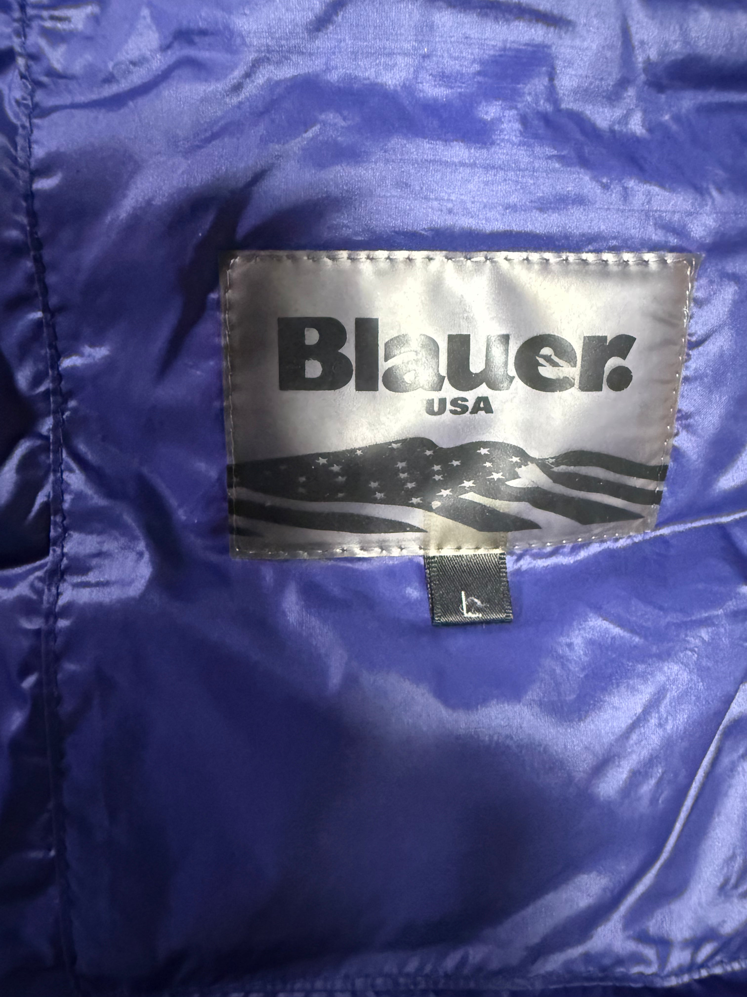 Blauer Jacke